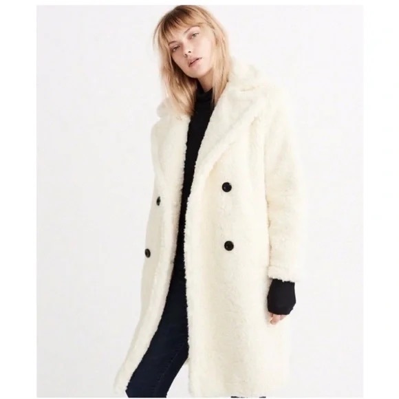 NWT Abercrombie Ivory Teddy Coat XS